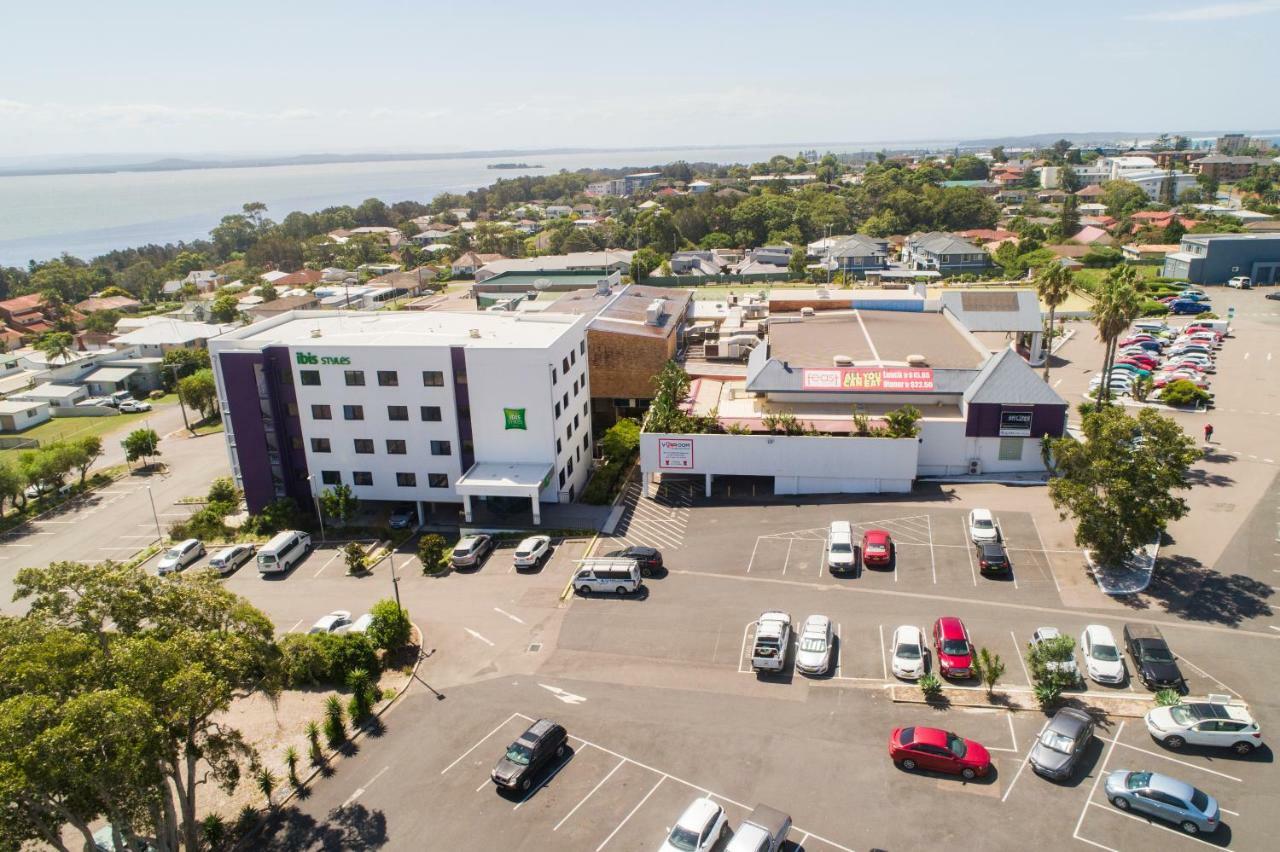 Hotel Ibis Styles The Entrance Exterior foto
